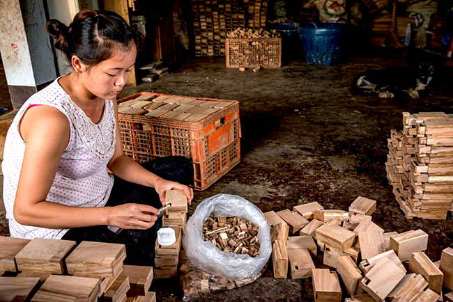 wooden games wooden puzzle handmade in ting Tong Wooden Games factory Thailand wooden games wooden puzzle handmade in ting Tong Wooden Games factory Thailand
